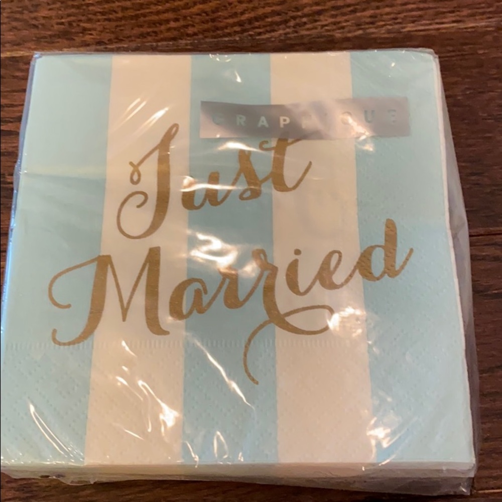 Just Married 3-ply Cocktail Napkins